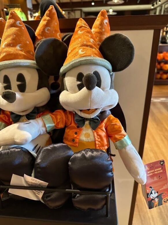 ミッキーのハロウィンぬいぐるみ